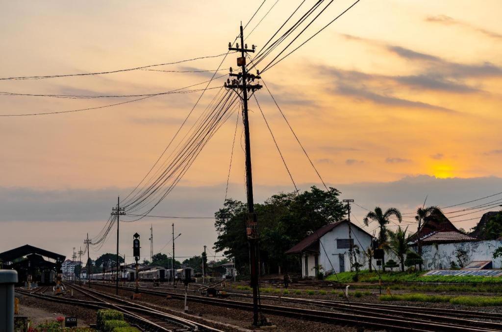 Wakeup Homestay Yogyakarta Dış mekan fotoğraf